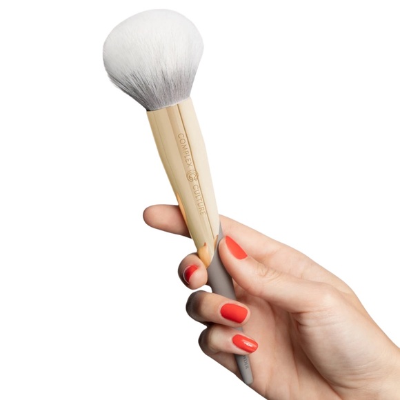 COMPLEX CULTURE PLUSH POWDER - BNIB - Picture 2 of 4